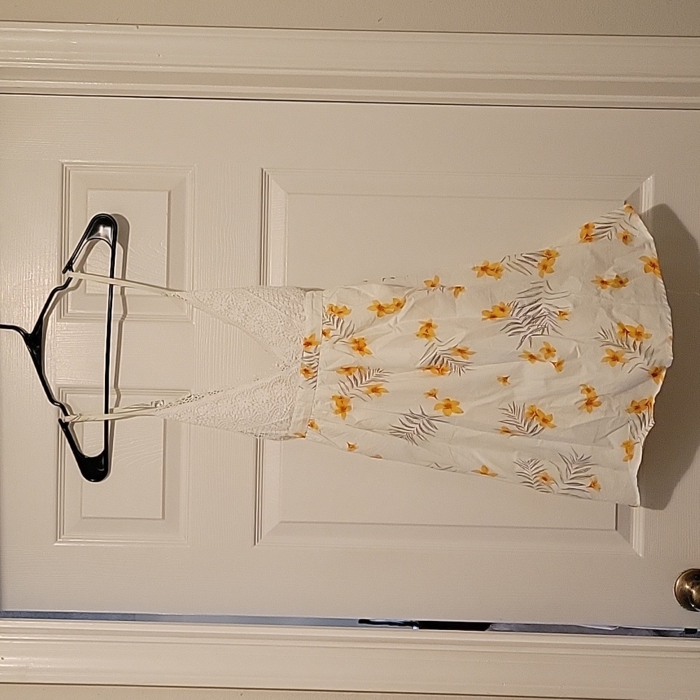 Floral dress NWT